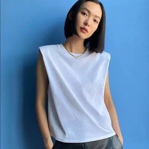 Aritzia-Babaton Shoulder Pad Tank